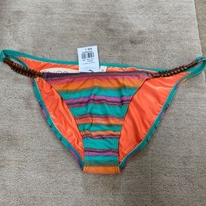 Vix Sofia Lima full bottom L NWT